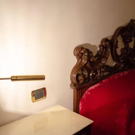 شقة Casa Carrassi Amedeo باري